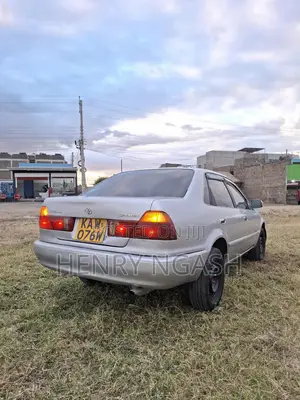 Toyota Sprinter 2000 Silver
