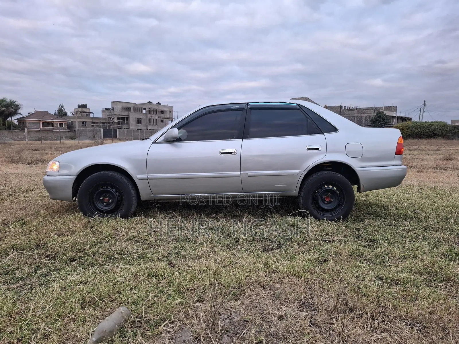 Toyota Sprinter 2000 Silver