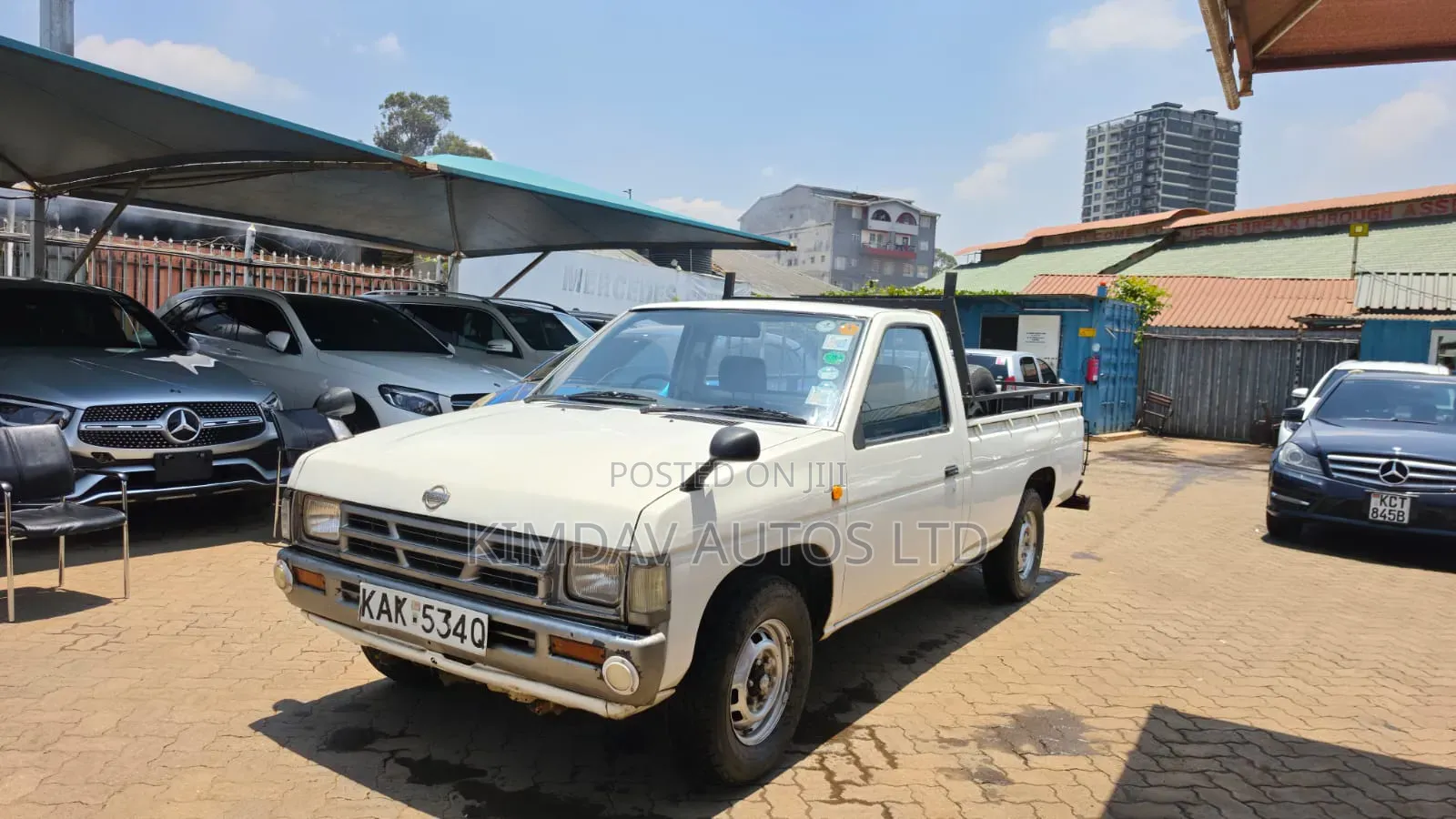Nissan Pick-Up 1993 Off white