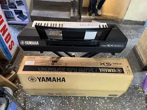 Yamaha PSR-SX920 Digital Arranger Keyboard (61-Keys) - Brand New
