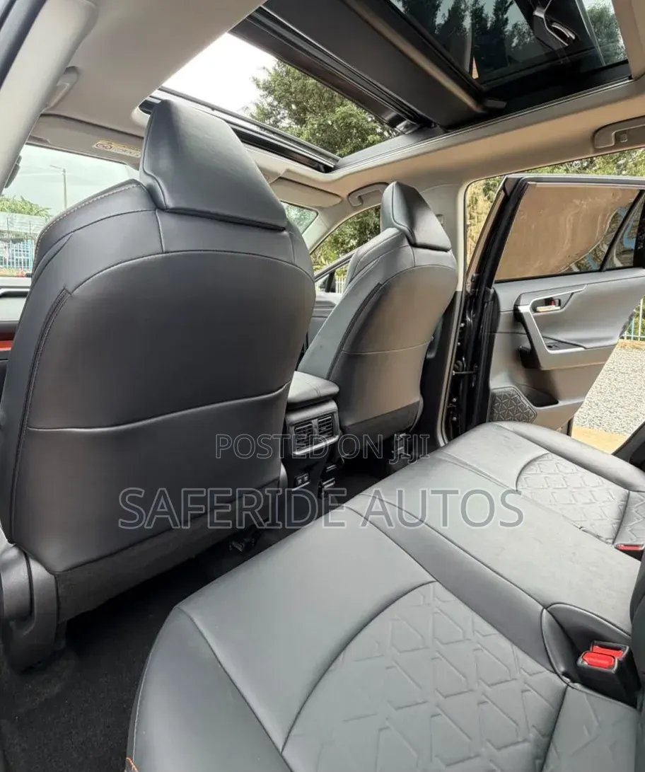 Toyota RAV4 Adventure 2021 Gray
