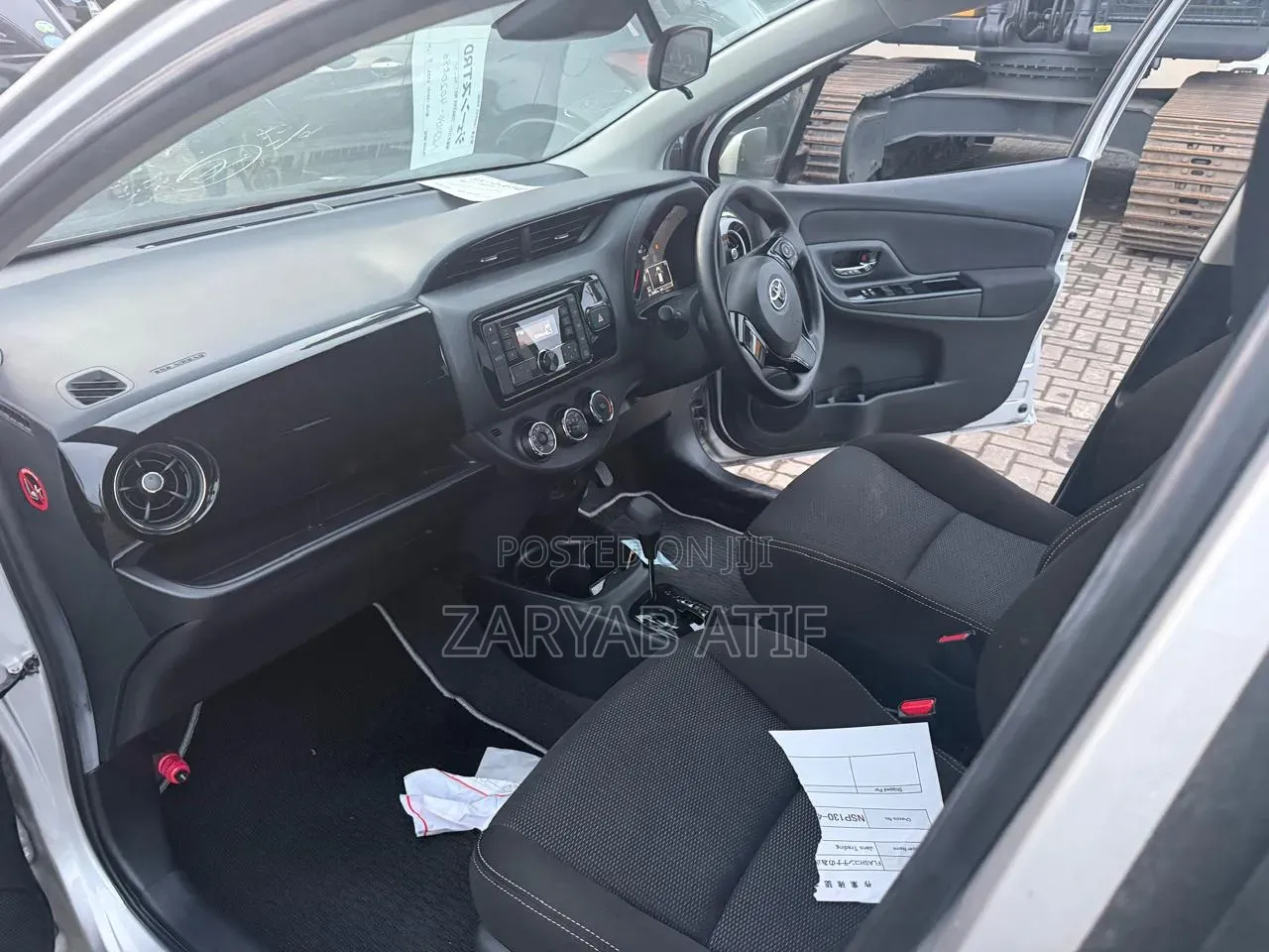 Toyota Vitz 2019 Silver