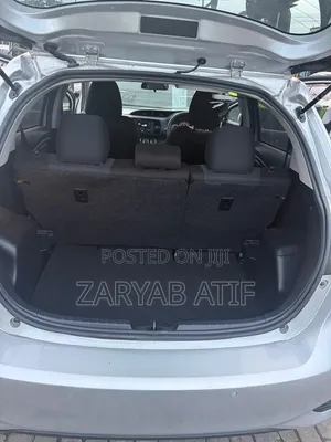 Toyota Vitz 2019 Silver