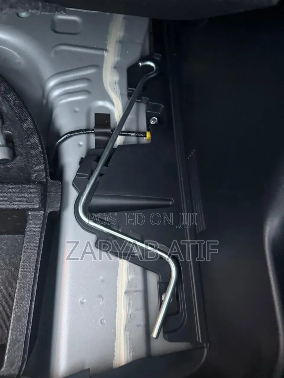 Toyota Vitz 2019 Silver