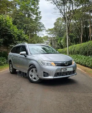Toyota Corolla Fielder 2015 Silver