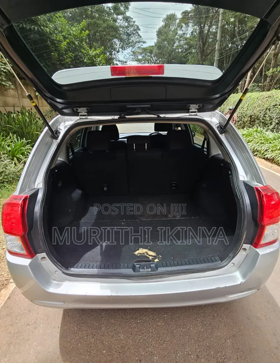 Toyota Corolla Fielder 2015 Silver