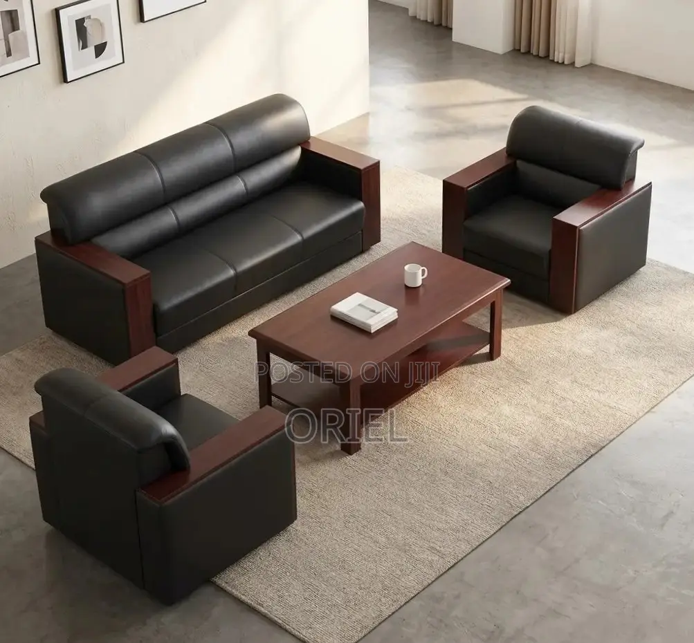 5-Seater Office Sofa : Leather Padded Wooden Frame Office Sofa