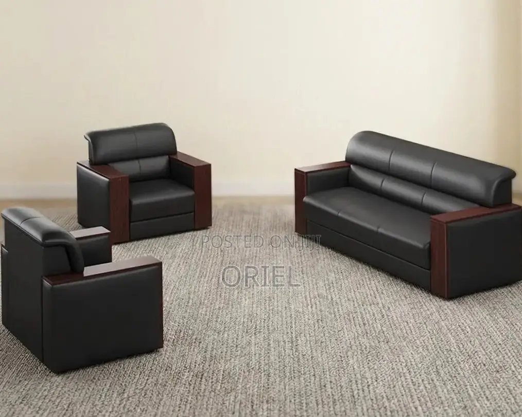5-Seater Office Sofa : Leather Padded Wooden Frame Office Sofa