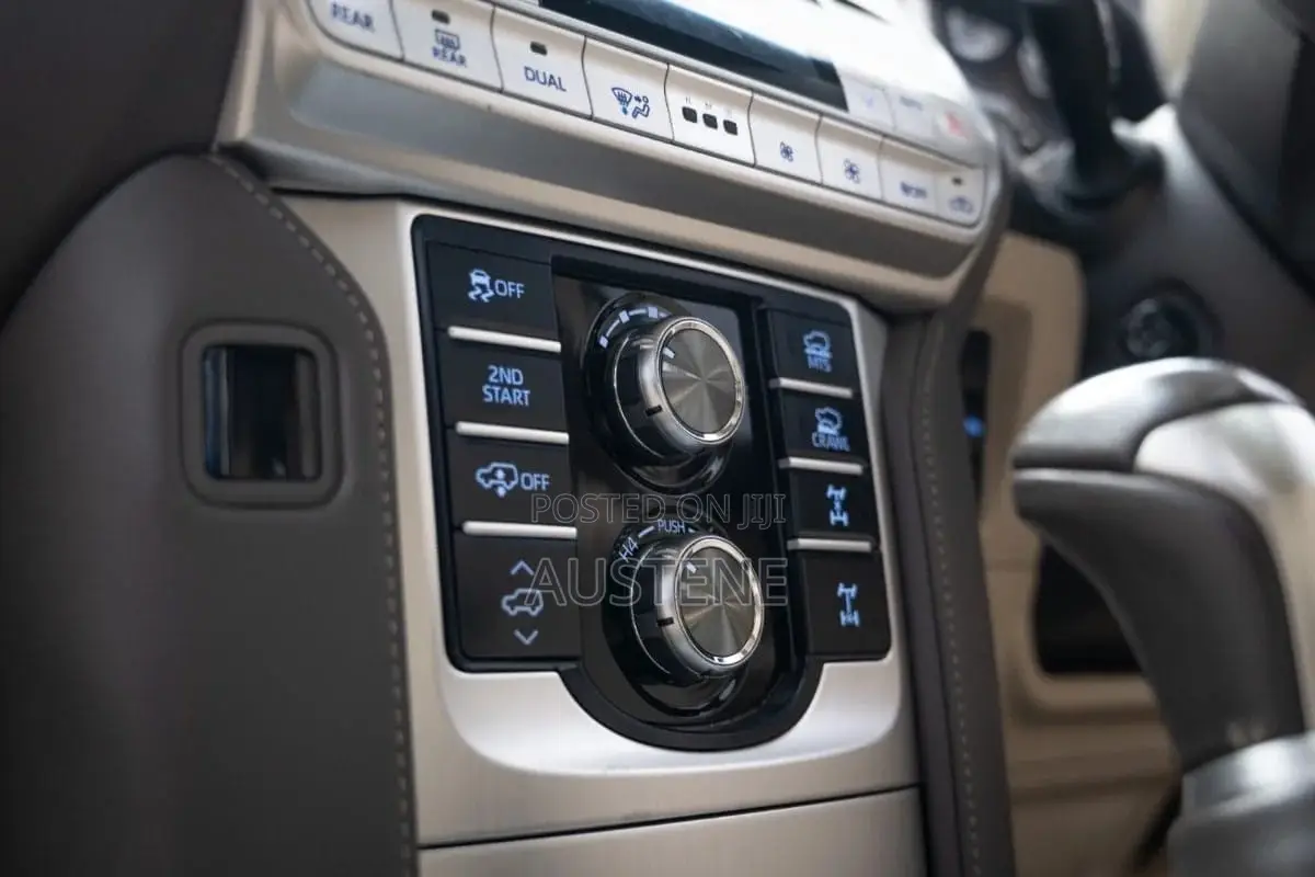 Toyota Land Cruiser Prado 3.0 190hp 2018 Silver