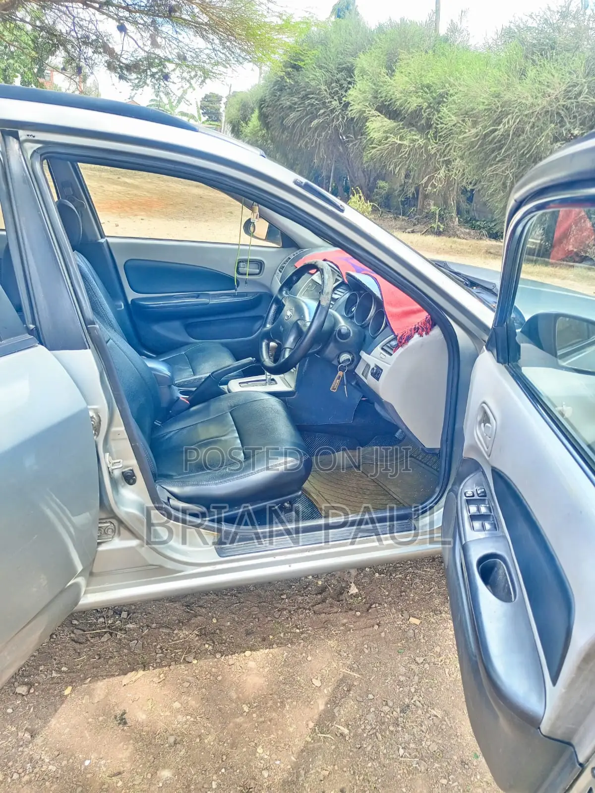Nissan Wingroad 2002 Silver