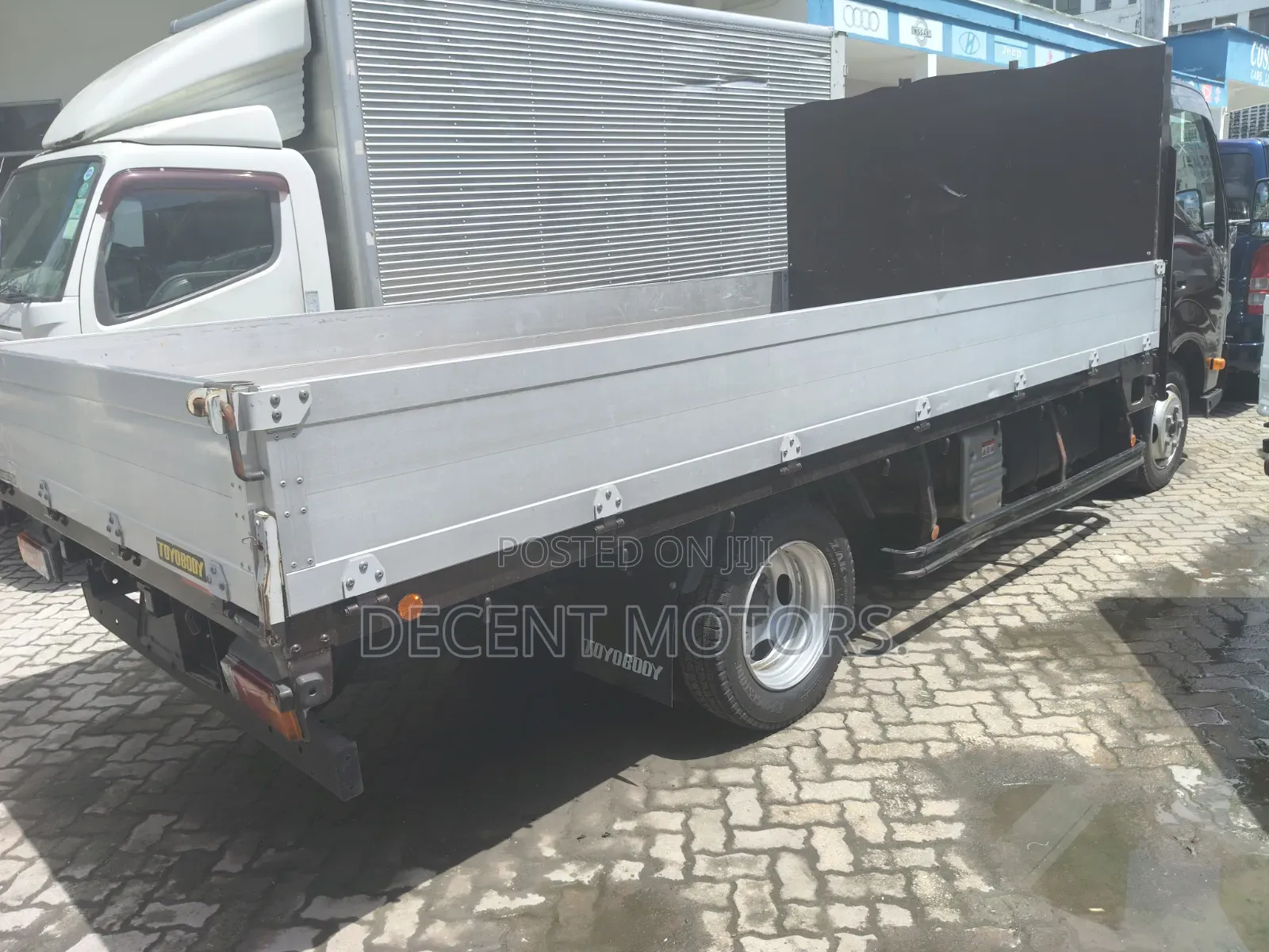 Hino Deutro