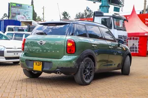 Mini Cooper 2016 Green