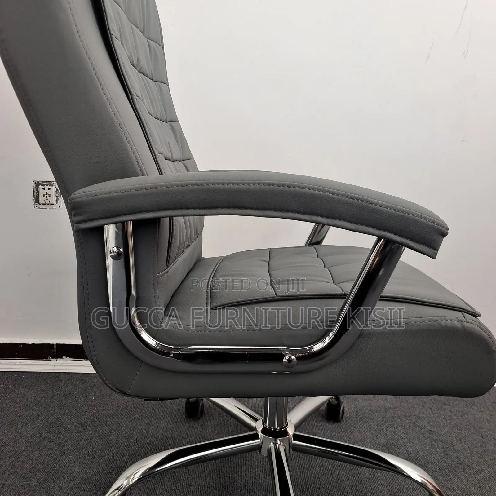 Office Chair; Executive Ergonomic Leather Office Chair
