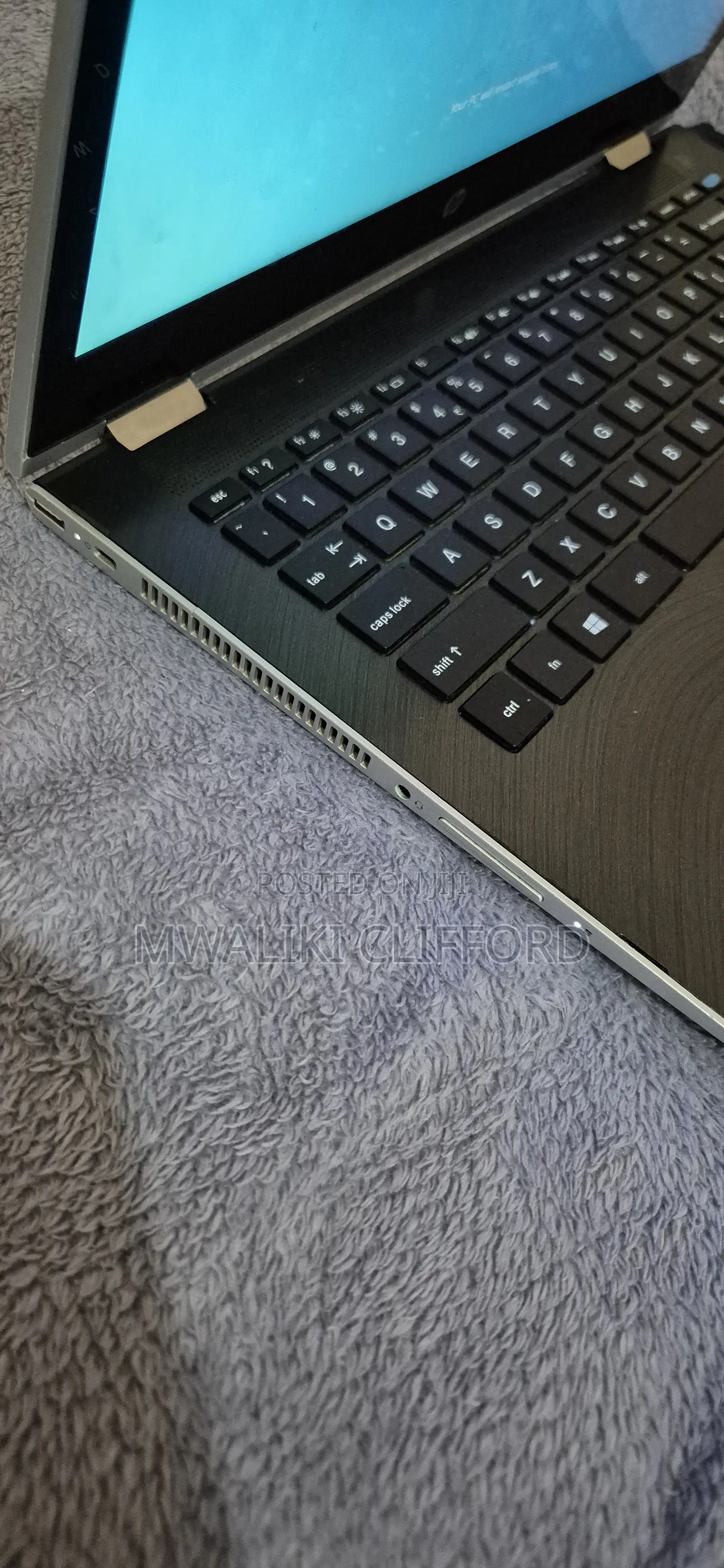 Laptop HP EliteBook X360 1030 G2 8GB Intel Core i3 SSHD (Hybrid) 512GB