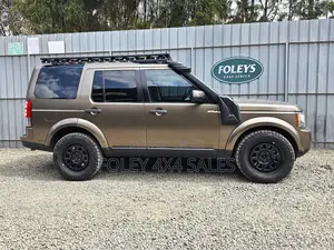 Land Rover Discovery 2012 Brown