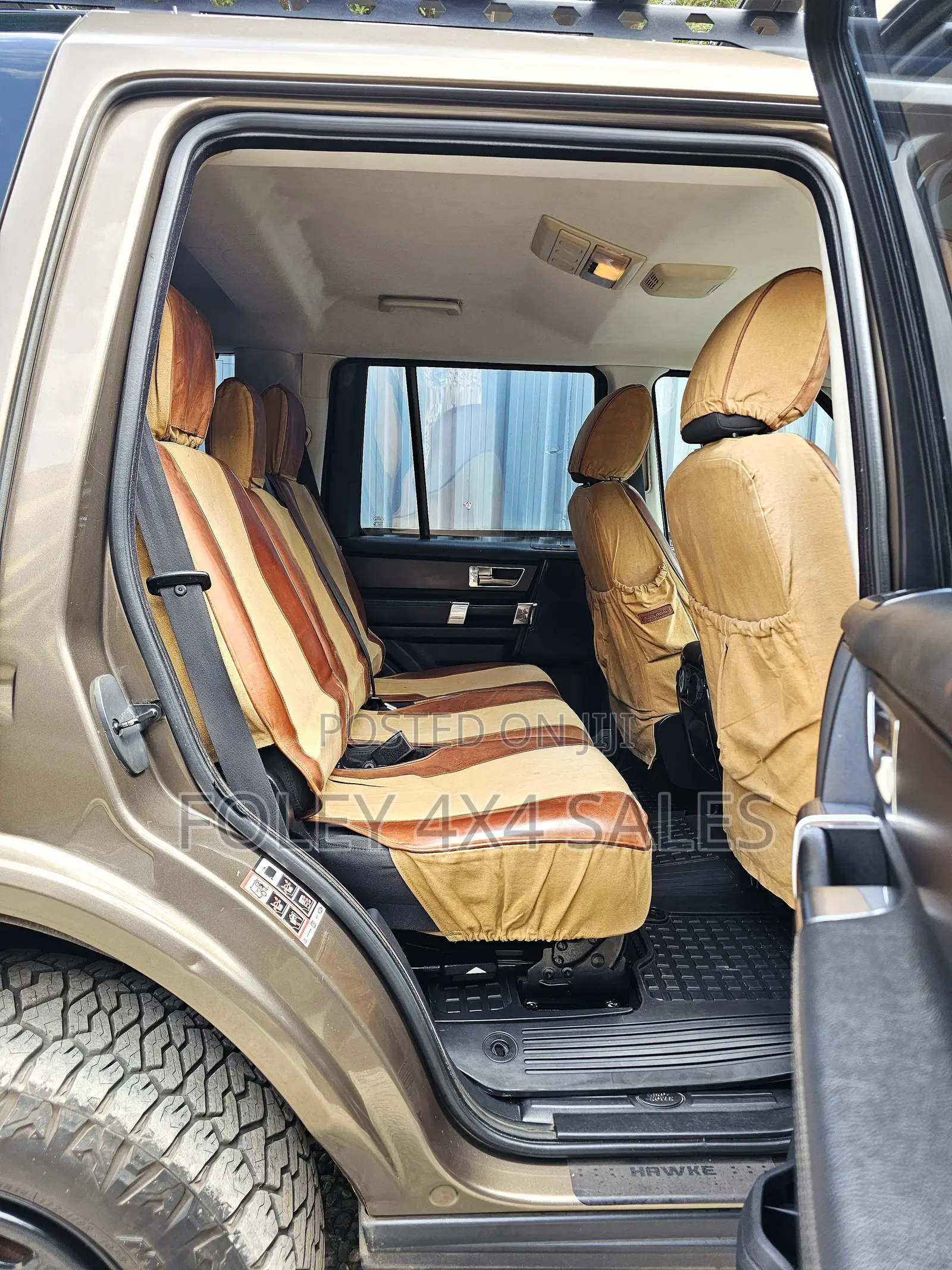 Land Rover Discovery 2012 Brown