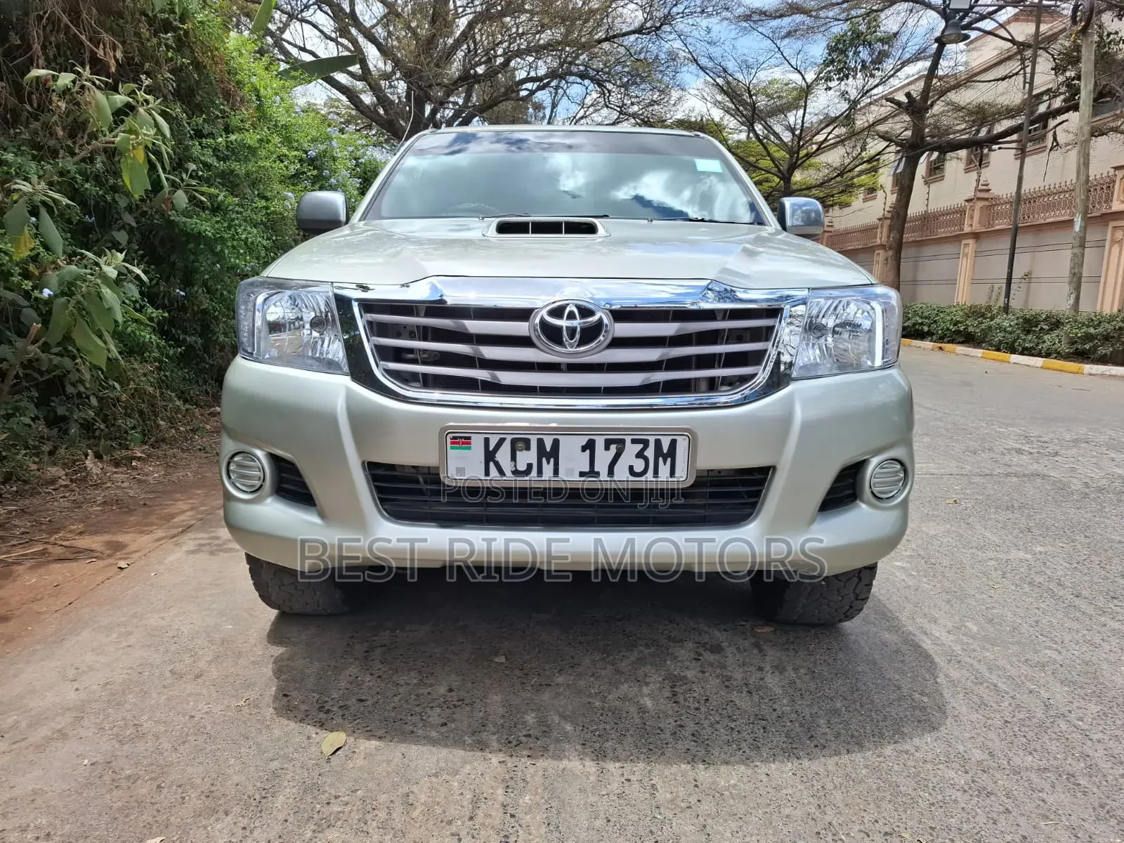 Toyota Hilux 2010 Silver