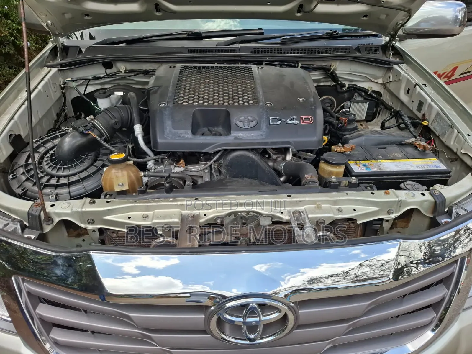 Toyota Hilux 2010 Silver