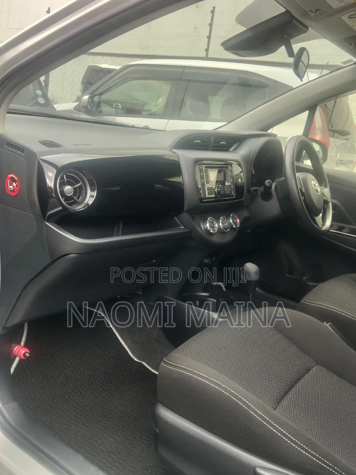 Toyota Vitz 2019 Silver