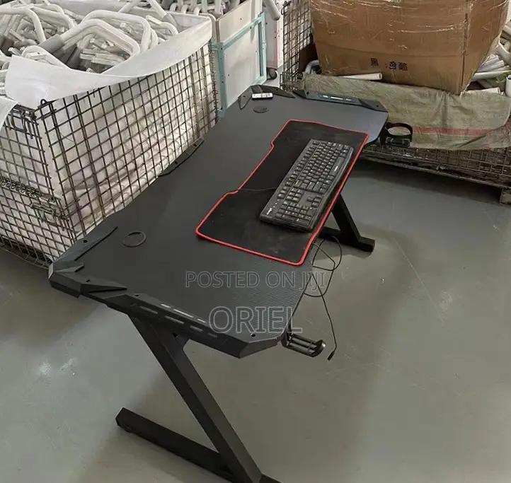Office Desk : Gaming Computer Table
