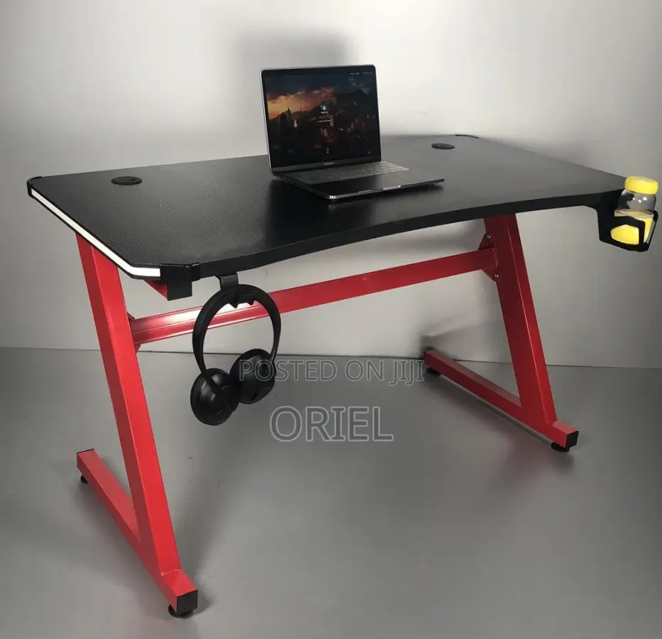 Office Desk : Gaming Computer Table