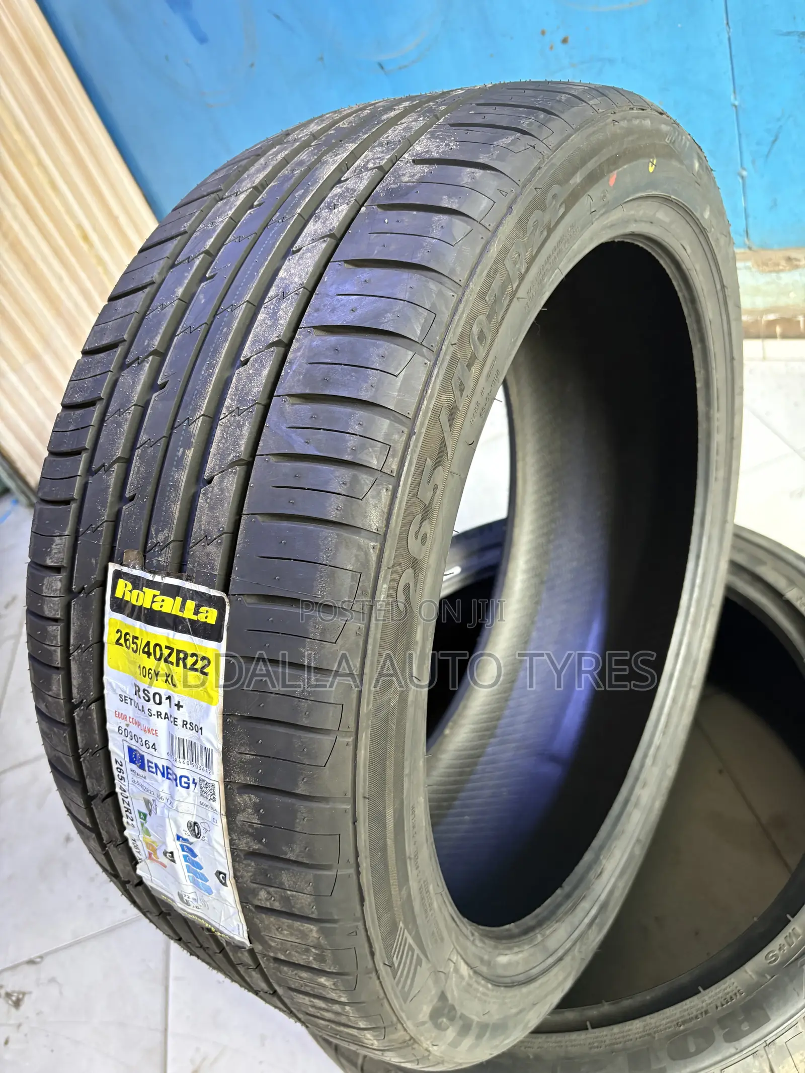 265/40r22 Rotalla Tyre