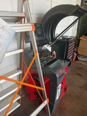 Professional Workshop Solutions Heavy Duty Wheel Balancer S909 Machine