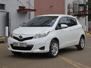 Toyota Vitz 2013 White