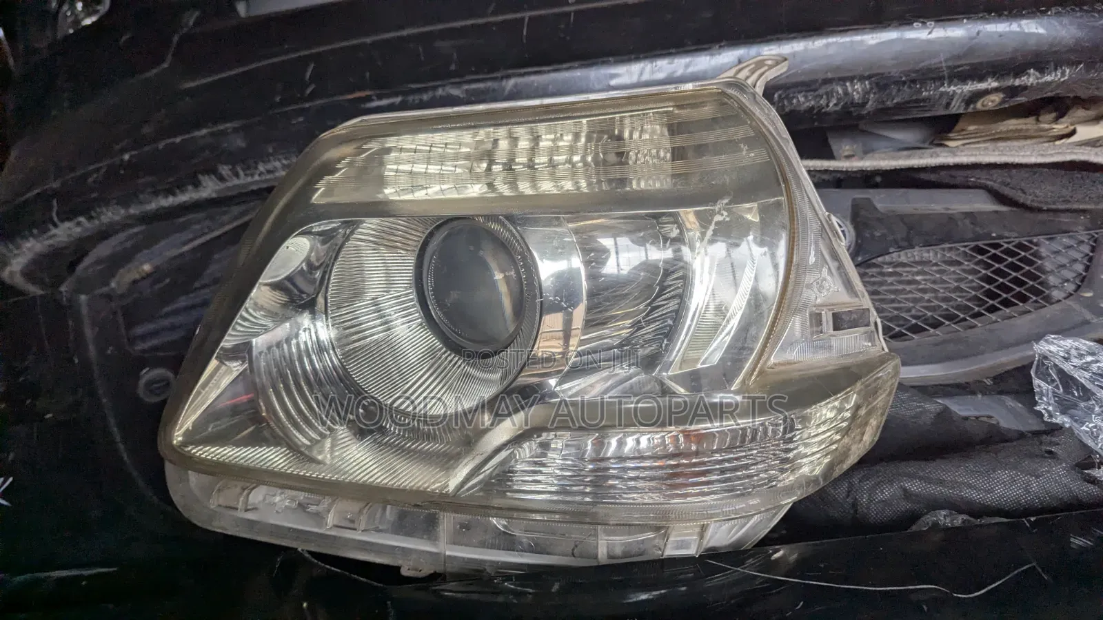Toyota Sienta 2012 Headlight Xenon