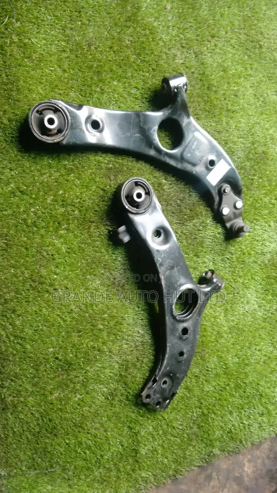 Hyundai Santa Fe Lower Control Arms