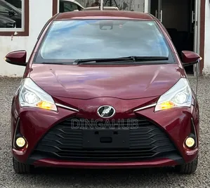 Toyota Vitz 1.0 FWD 5dr 2019 Maroon