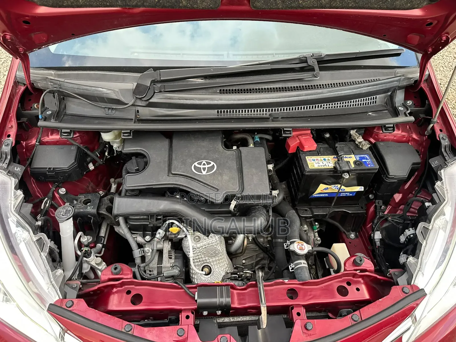 Toyota Vitz 1.0 FWD 5dr 2019 Maroon
