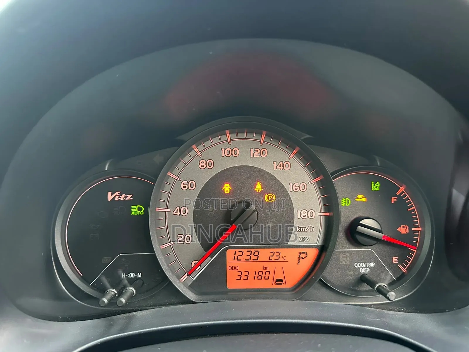Toyota Vitz 1.0 FWD 5dr 2019 Maroon