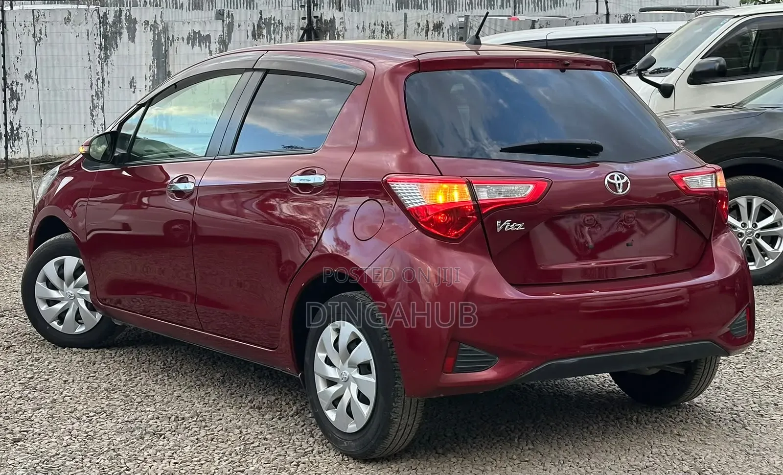Toyota Vitz 1.0 FWD 5dr 2019 Maroon