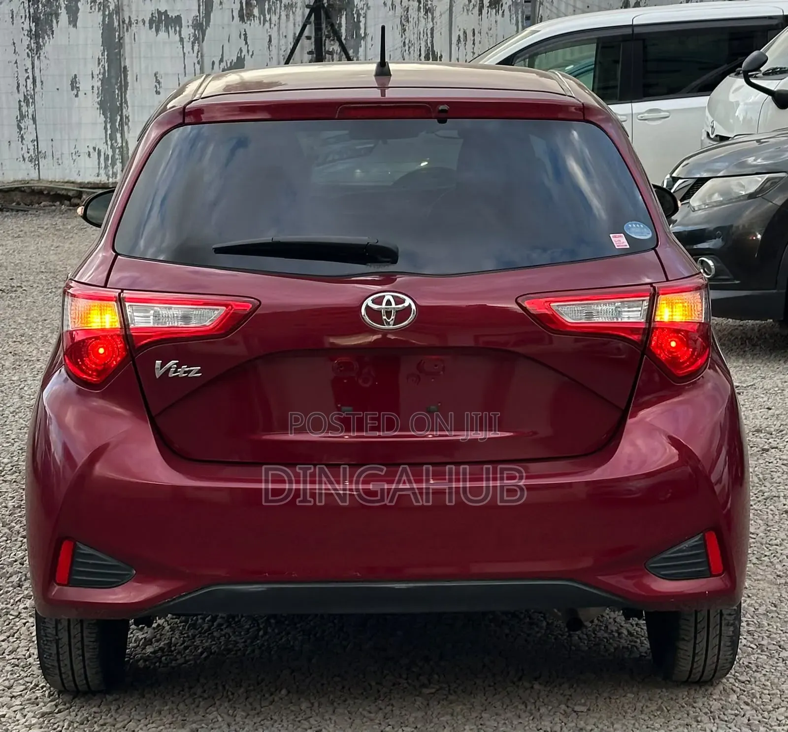 Toyota Vitz 1.0 FWD 5dr 2019 Maroon