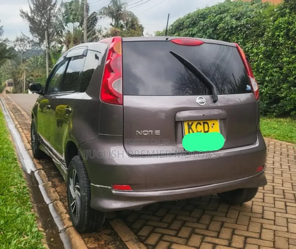 Nissan Note 2008 Brown