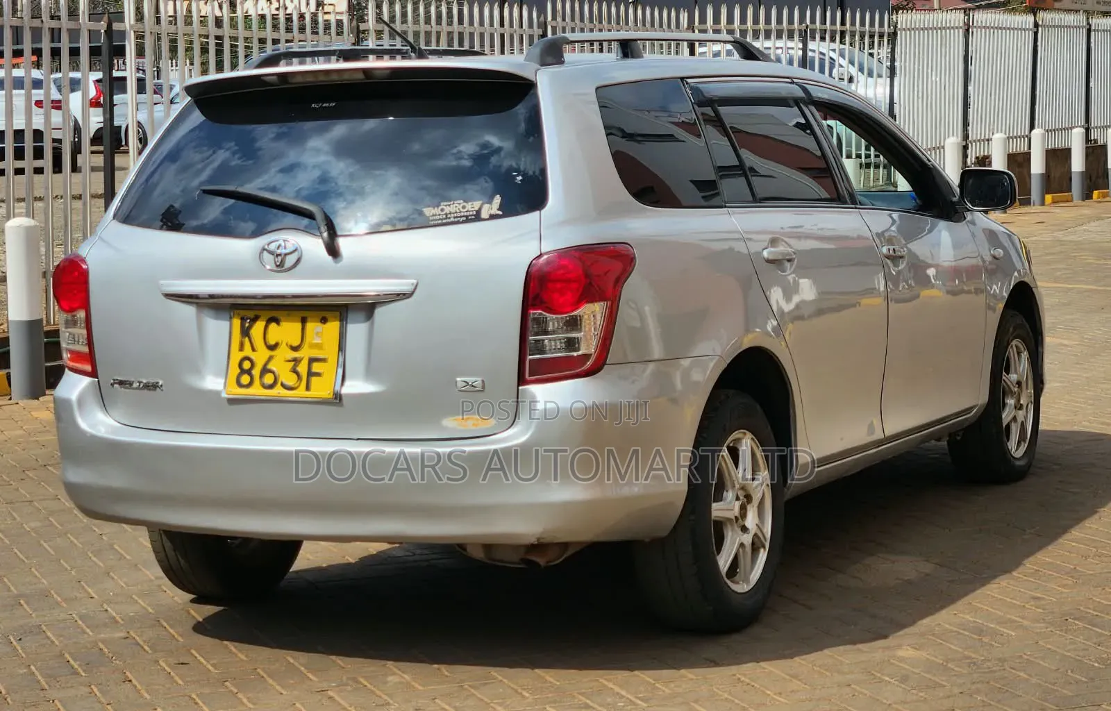 Toyota Corolla Fielder 2009 Silver