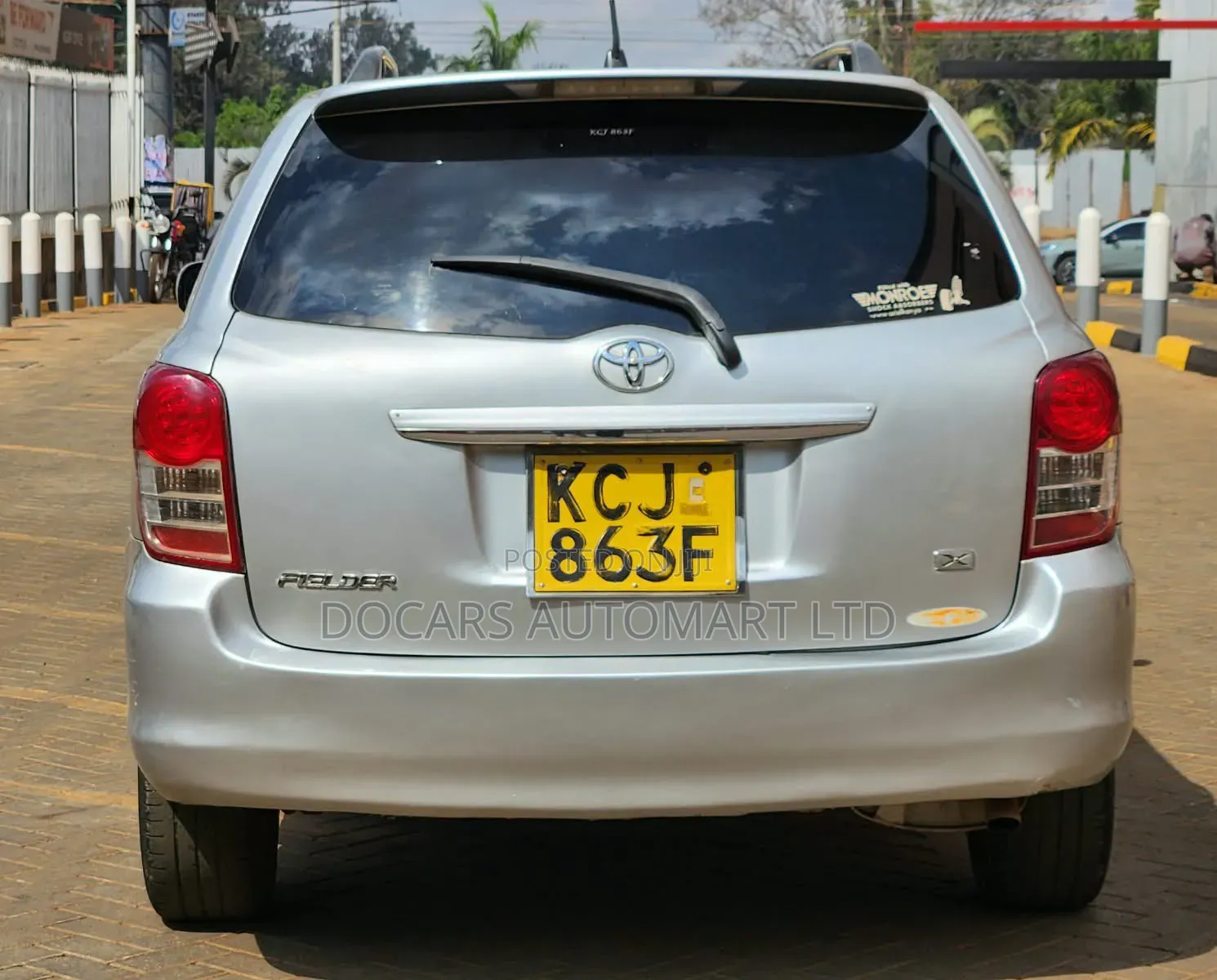 Toyota Corolla Fielder 2009 Silver