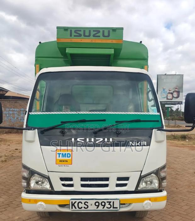 Isuzu NKR Local