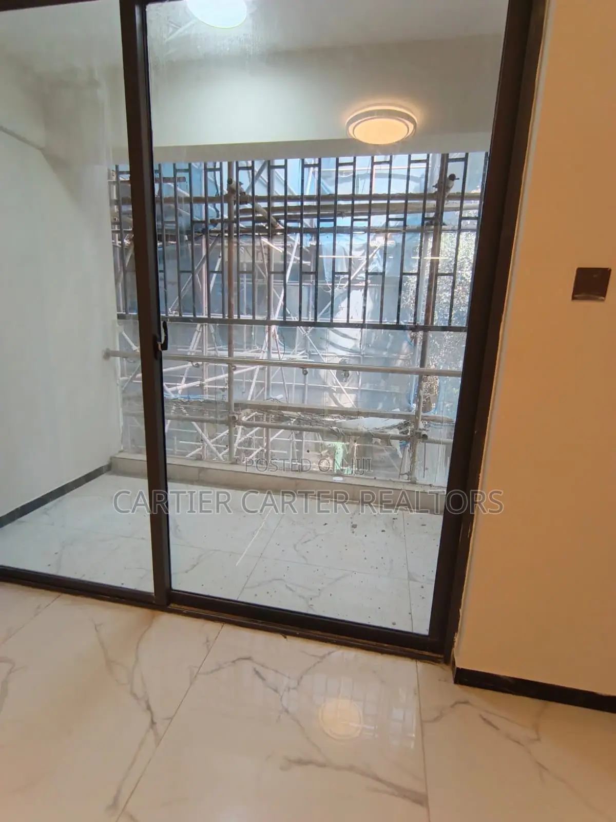 1bdrm Apartment in Located Along Thika, Roysambu for sale