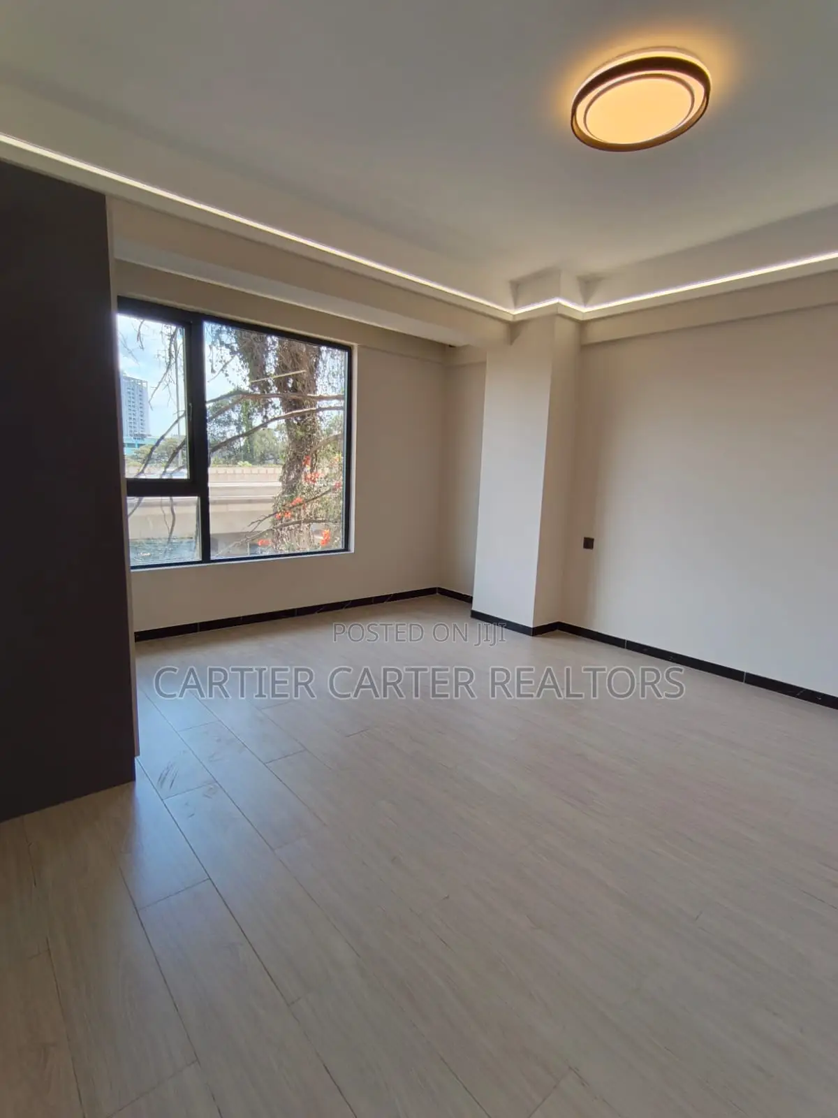 1bdrm Apartment in Located Along Thika, Roysambu for sale