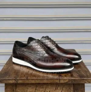 Wingtip Brogue Hybrid Boots Size 40-46