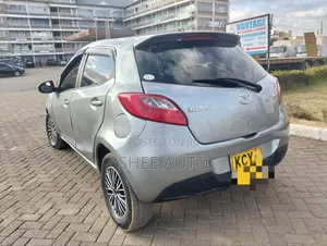 Mazda Demio 2012 Silver