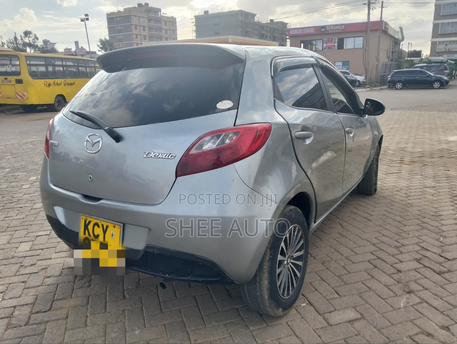 Mazda Demio 2012 Silver