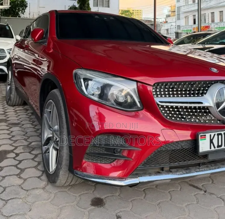 Mercedes-Benz GLC-Class 2018 Red