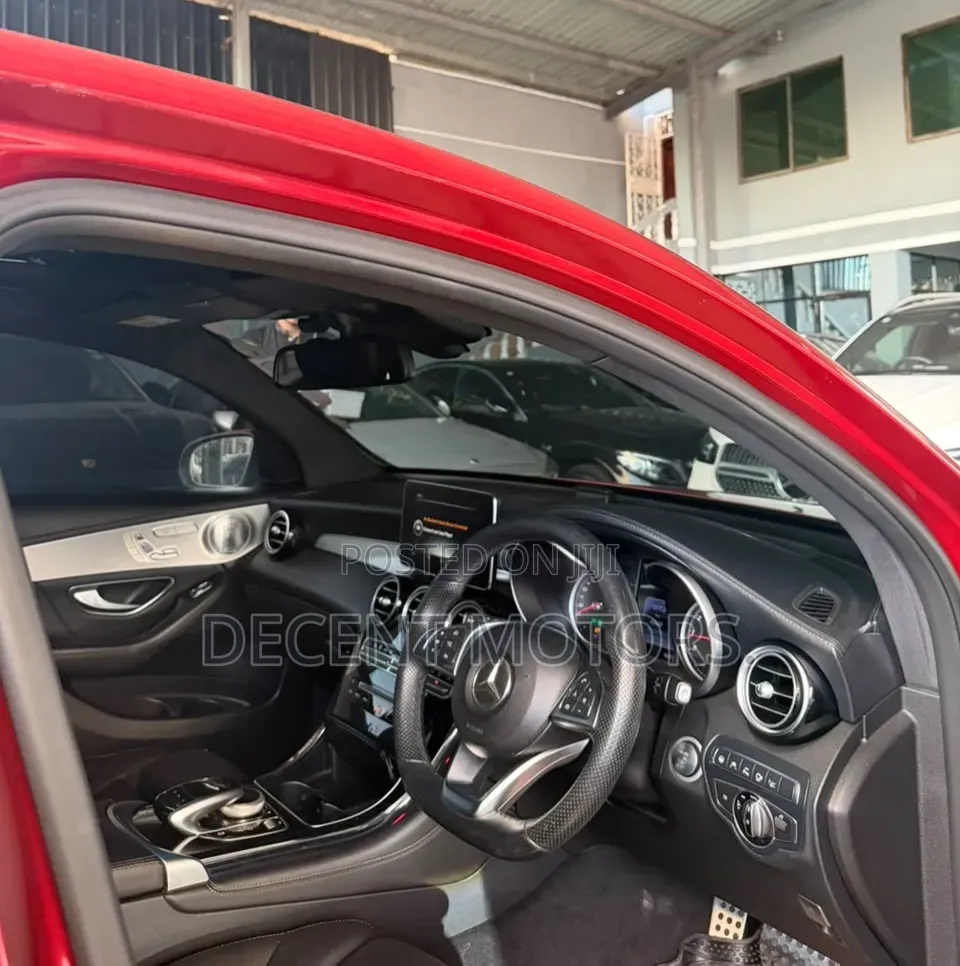 Mercedes-Benz GLC-Class 2018 Red