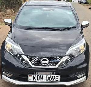 Nissan Note 2018 Black