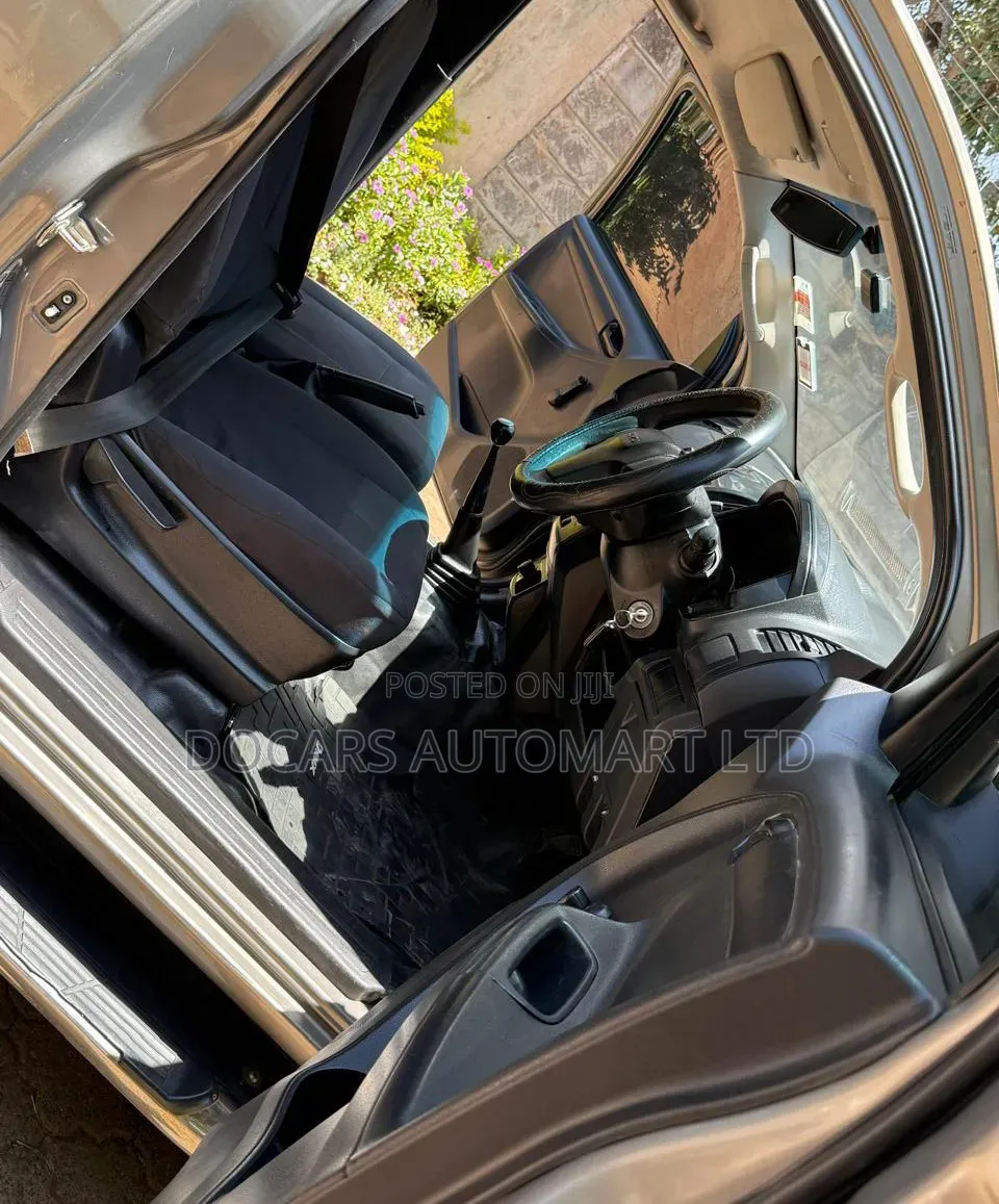 Isuzu D-MAX 2019 Gold