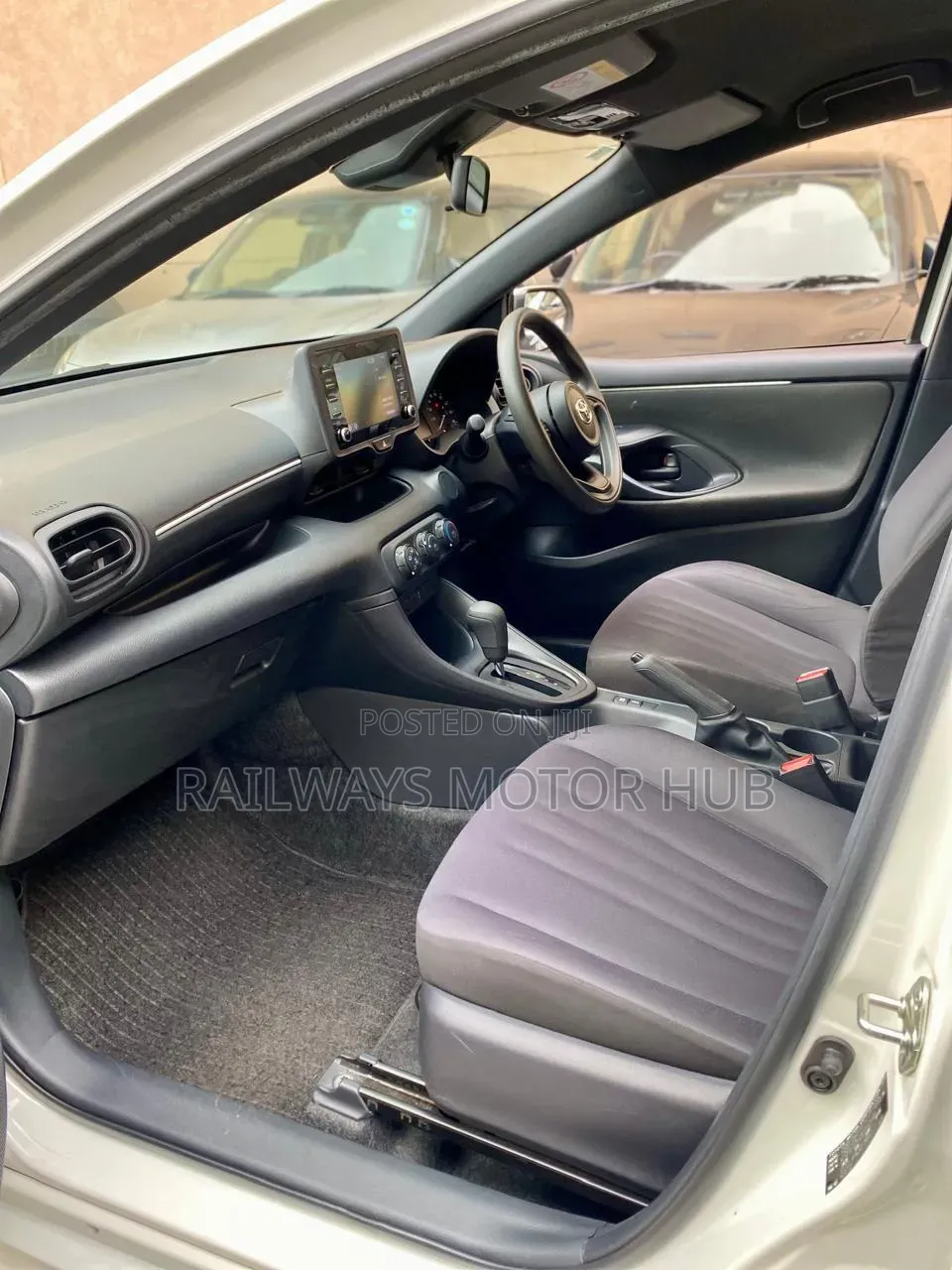 Toyota Yaris 2020 White