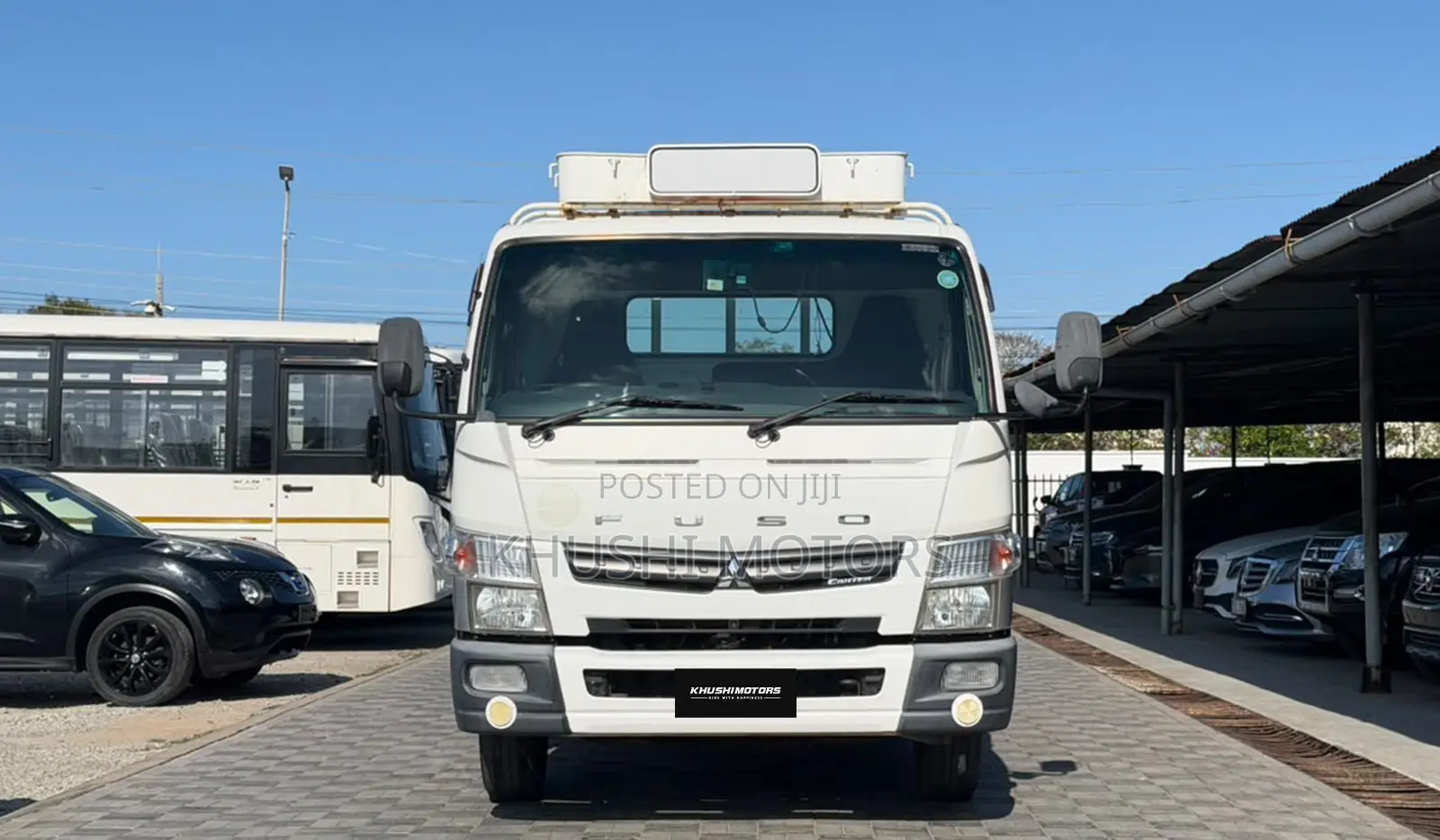 Mitsubishi Fuso Canter 2018 White